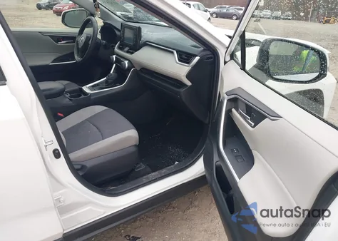 2019 Toyota Rav4 Xle from USA, damaged, VIN JTMP1RFV1KD037072